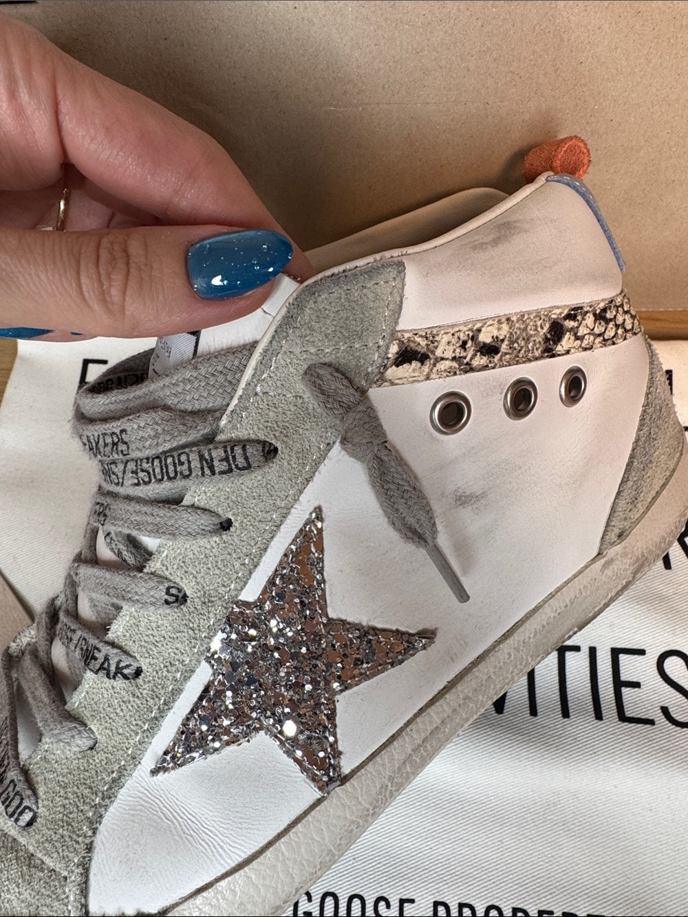SSENSE Exclusive Golden Goose Midstar Suede Leather Silver Glitter Star - Picture 3 of 10